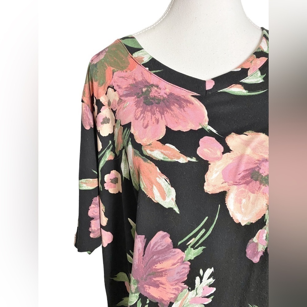 The Zig Zag Stripe Black with Pink Floral V-Neck Short Sleeve Shirt - Picture 3 of 10